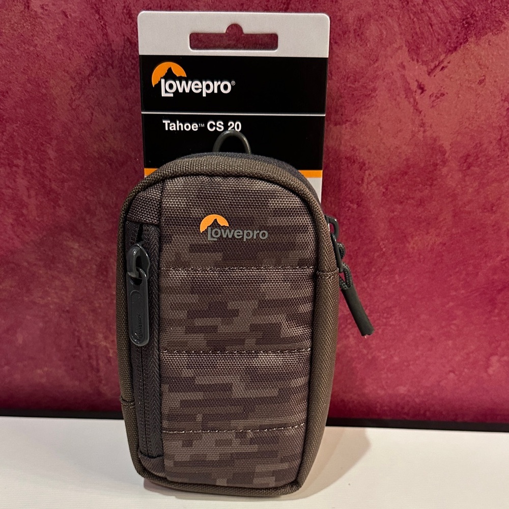 Lowepro Tahoe CS 20 Camera Case - Brown